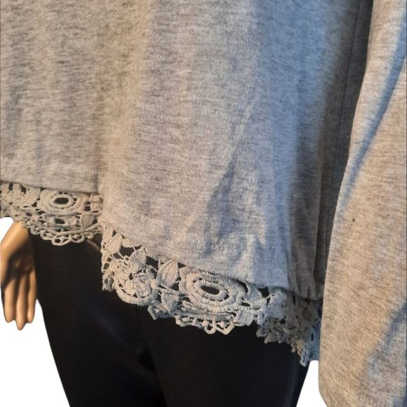 Gamiss Shirt Womens Heather Gray Crochet Size Large - Picture 6 of 8